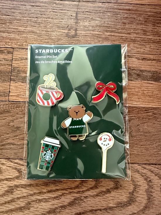 Starbucks Accessories - Starbucks Green, Red and White Holiday Enamel Pin Set New With Tags
